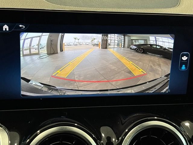Used 2026 Black Mercedes-Benz GLB 250 image 26
