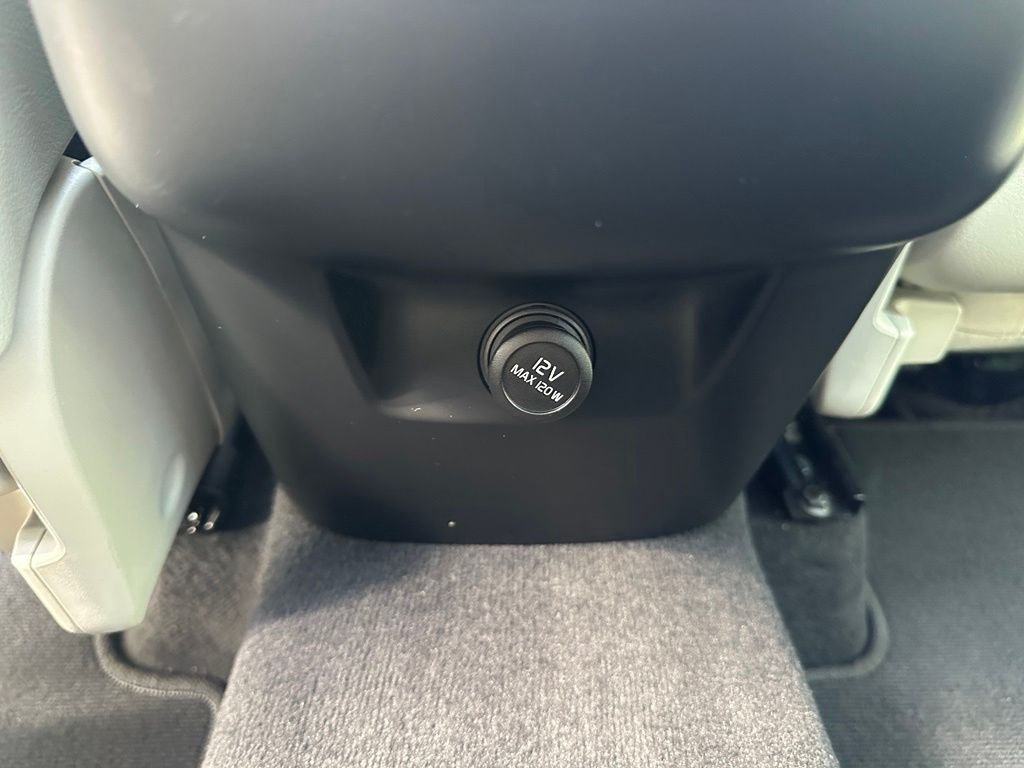 Used 2019 Red Volvo T6 Momentum image 14