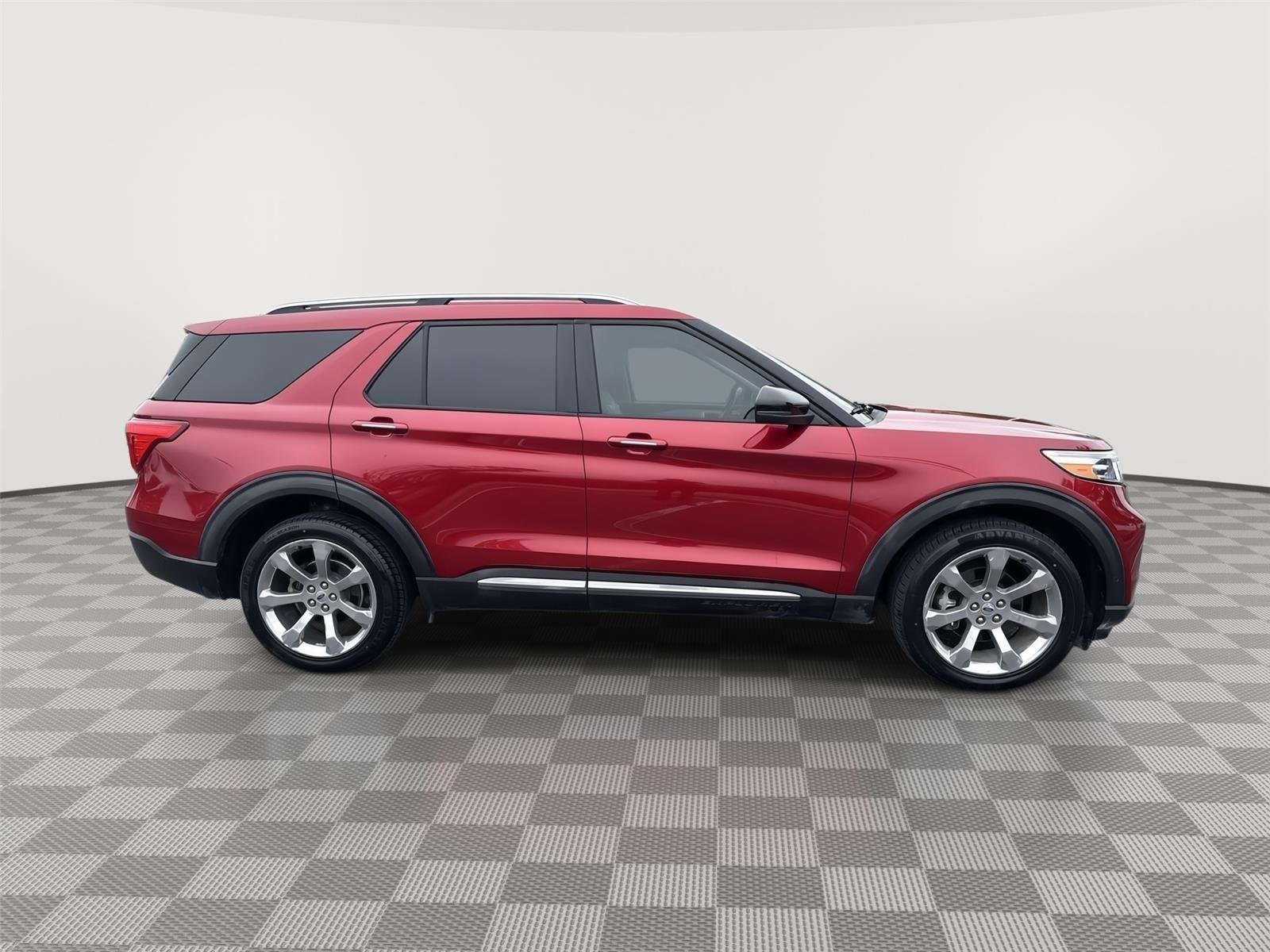 2020 Ford Explorer Platinum - Photo 16