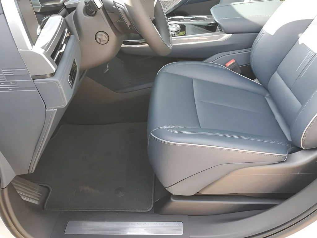 2026 Cadillac Escalade IQL Premium Sport - Photo 42