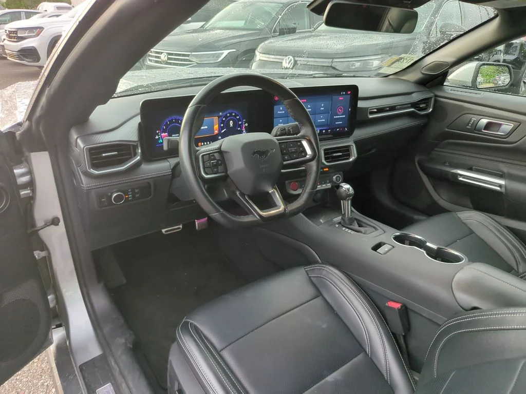 Used 2025 Silver Ford EcoBoost Premium image 5