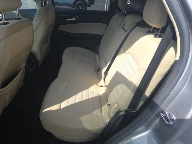 Used 2023 Silver Metallic Ford SE image 24