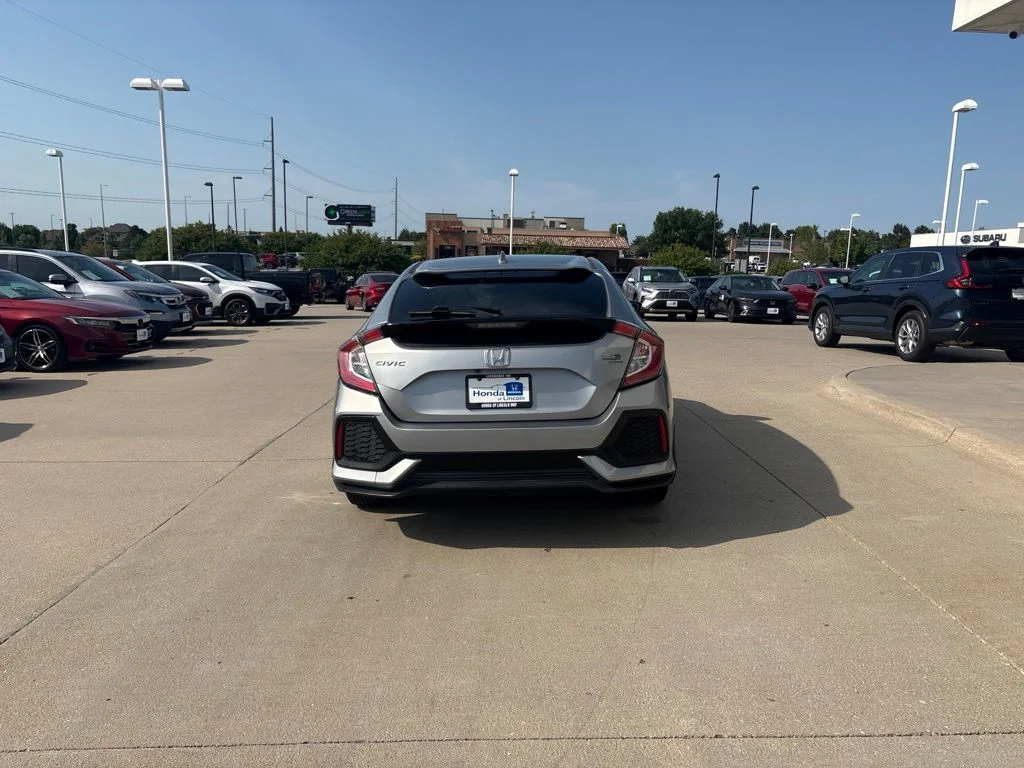 Used 2018 Silver Honda LX image 6