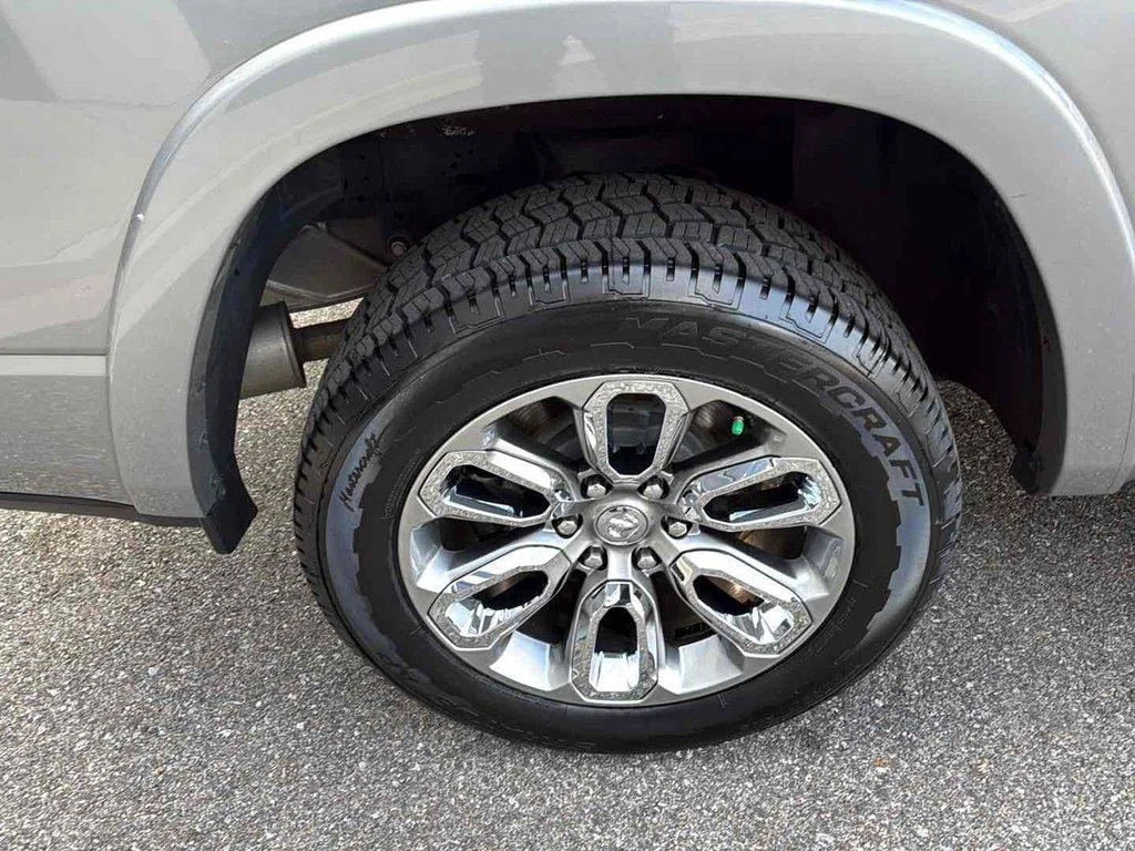 2022 RAM Ram 1500 Pickup Laramie - Photo 15