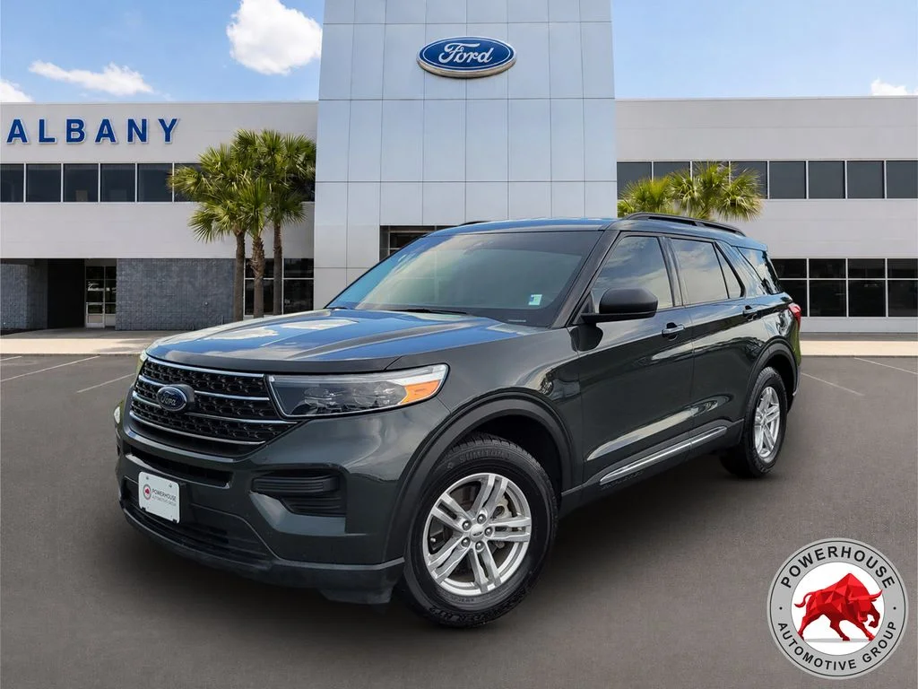 Used 2022 Green Ford XLT image 1