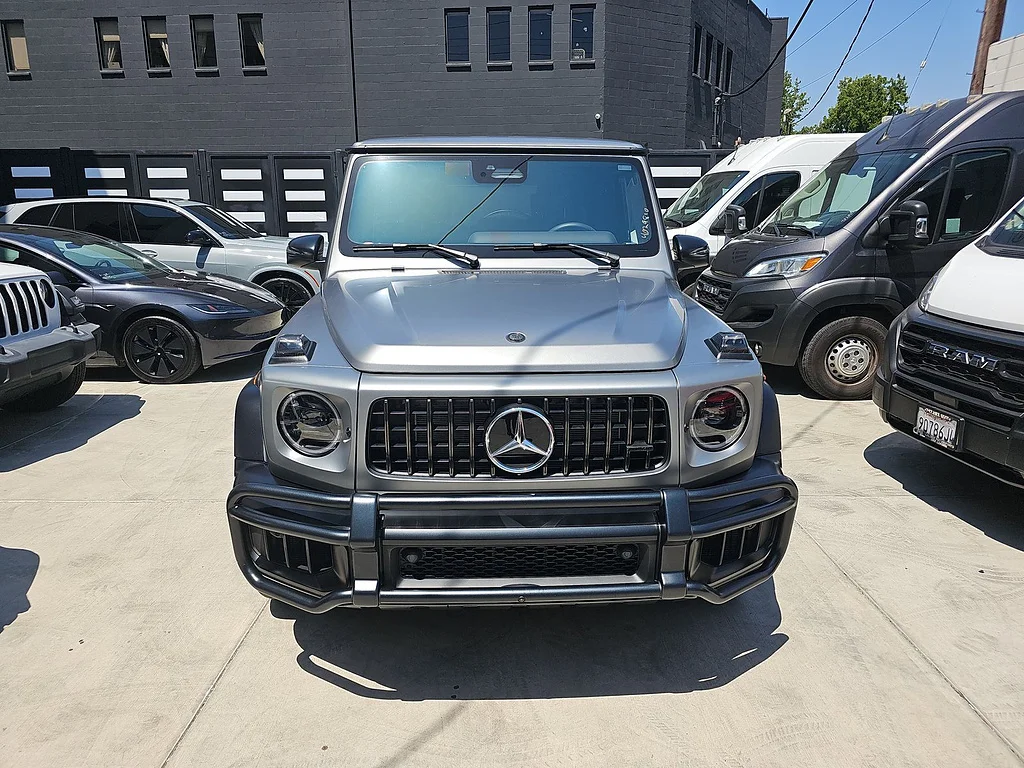Used 2026 MANUFAKTUR Platinum Magno Mercedes-Benz AMG® G 63 image 2