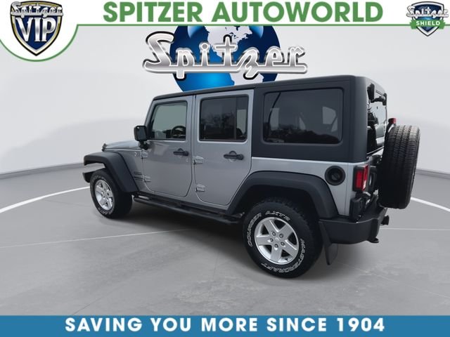 Used 2015 Silver Jeep Unlimited Sport image 7