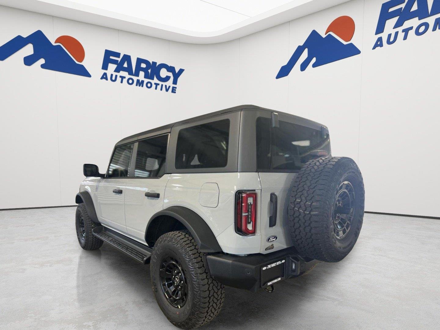 Used 2026 Avalanche Gray Ford Outer Banks image 2