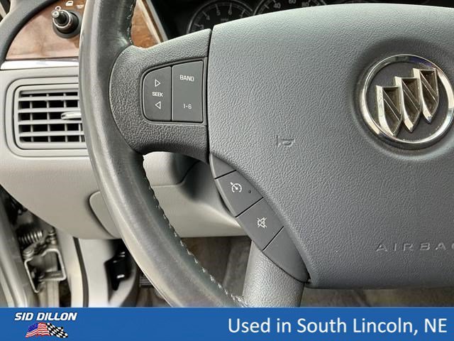 Used 2005 Sterling Silver Metallic Buick CXL image 8