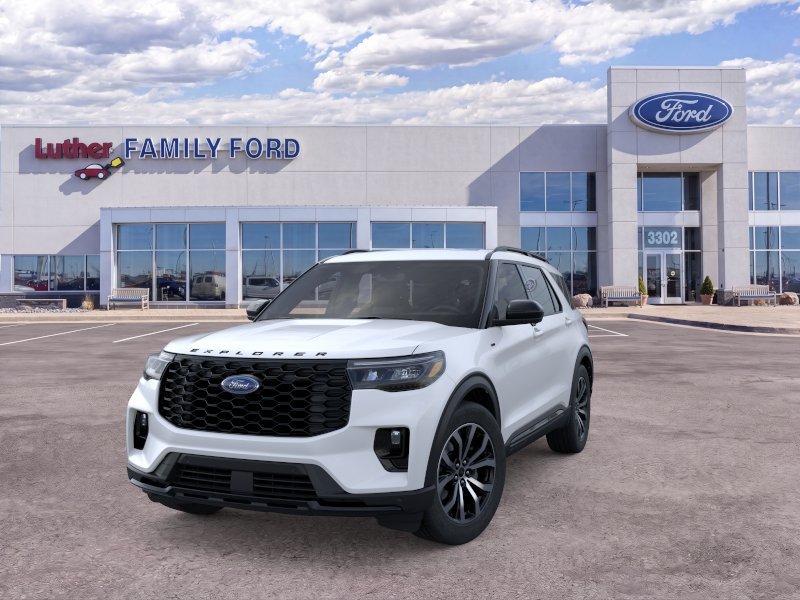 New 2026 Star White Metallic Tri-Coat Ford ST-Line image 28