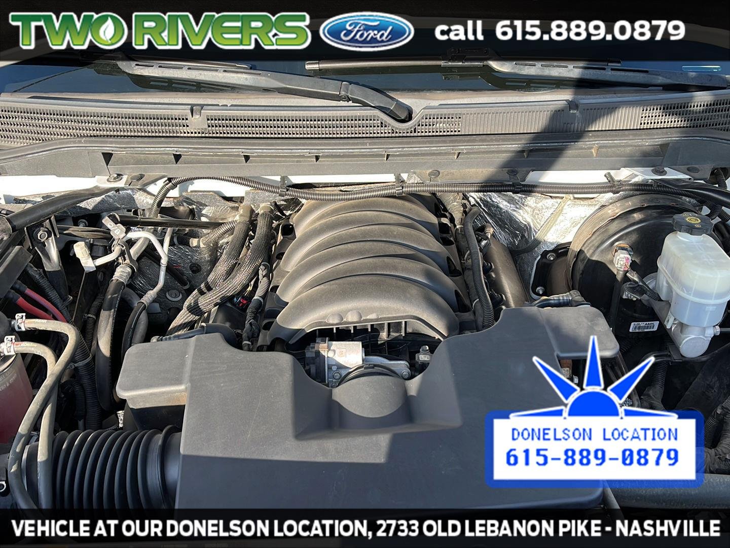 Used 2018 White Frost Tri-Coat GMC SLE image 16