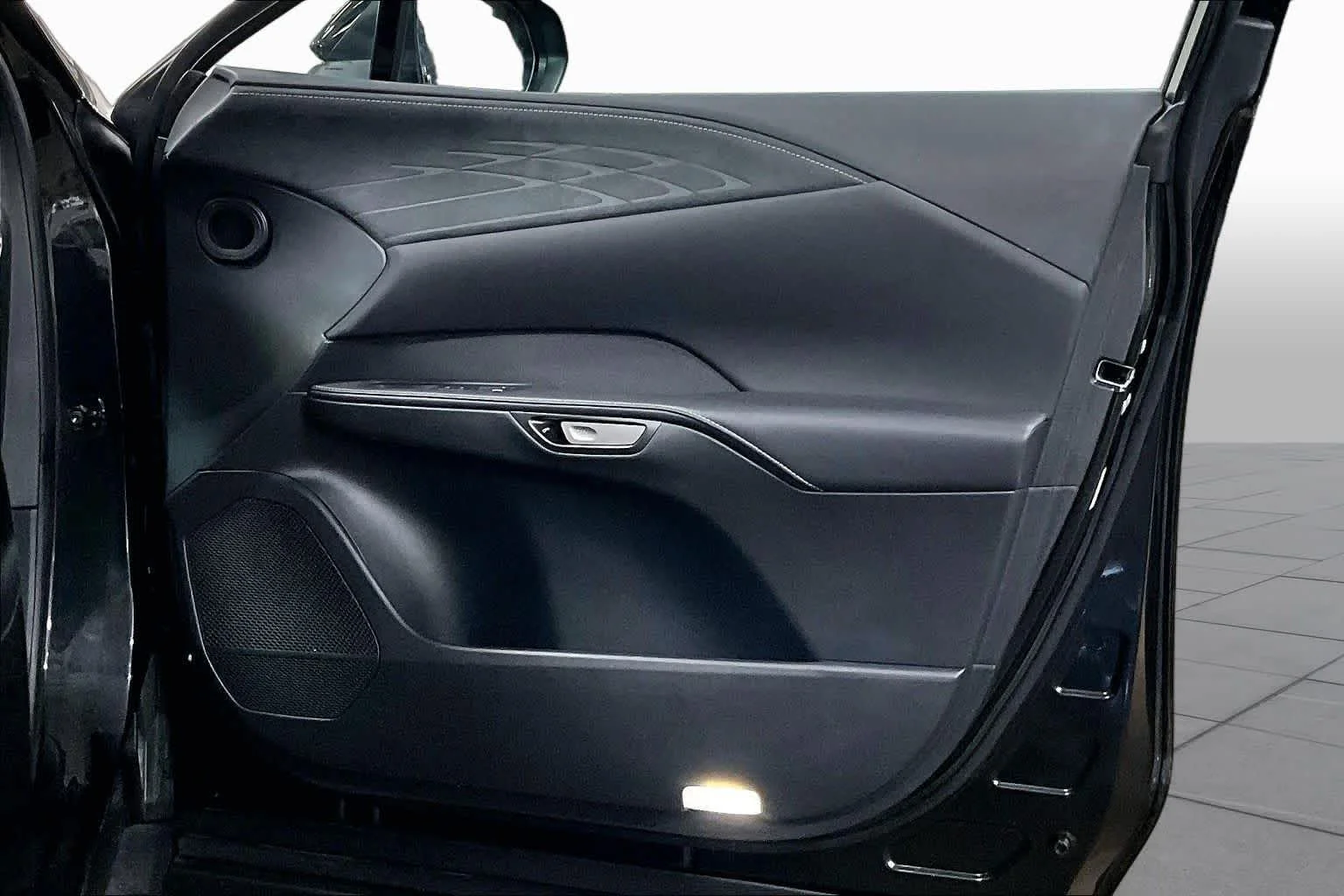 Used 2023 Caviar Lexus F SPORT Handling image 22