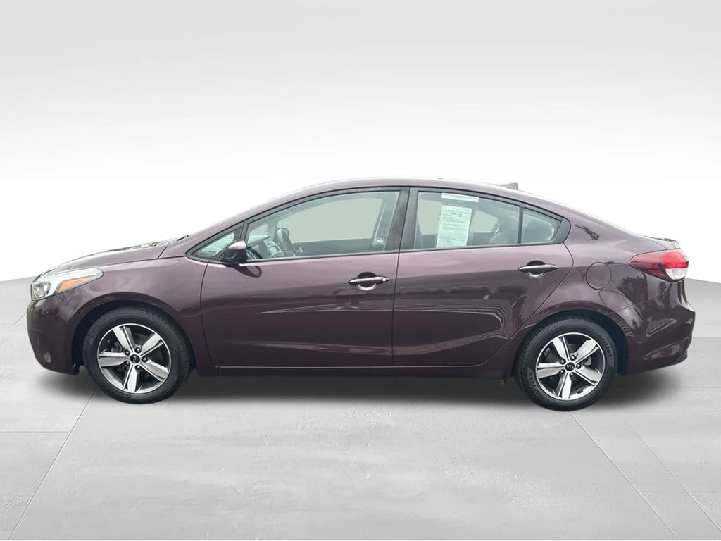 Used 2018 Red Kia LX image 6
