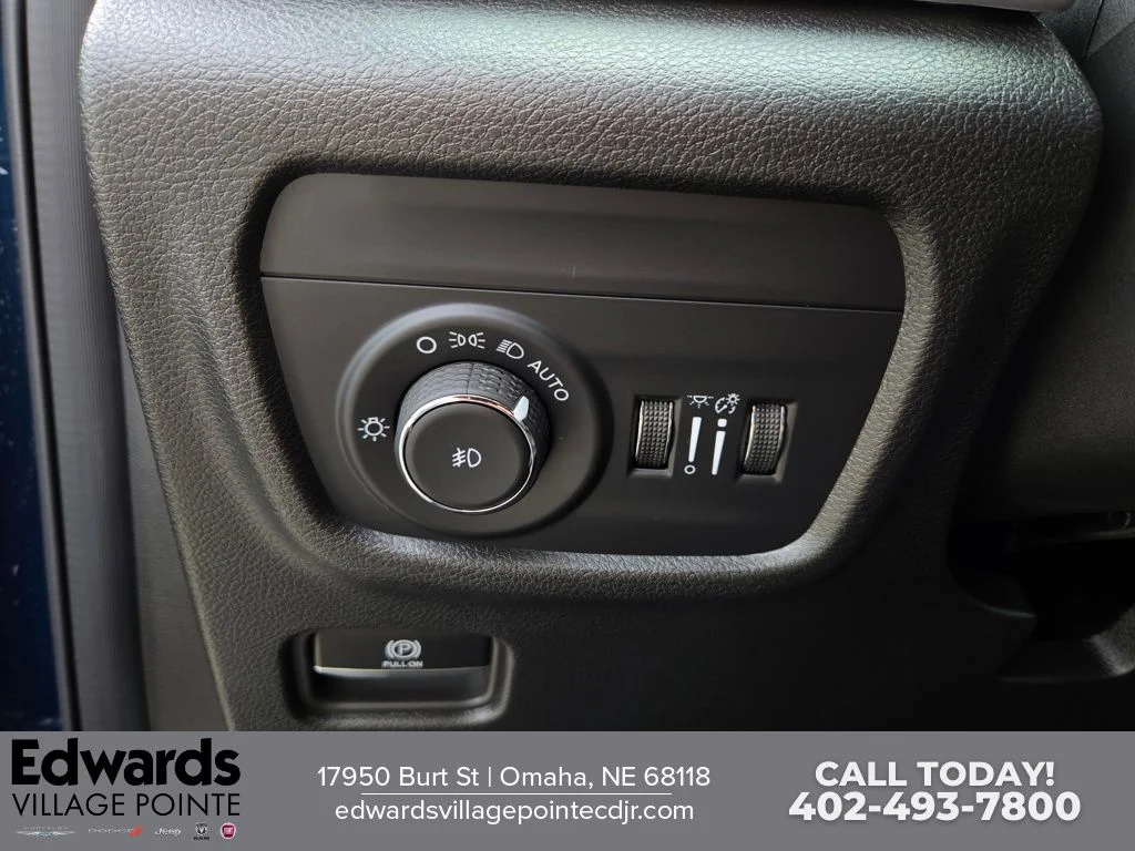 New 2026 Fathom Blue Pearlcoat Jeep Limited image 12
