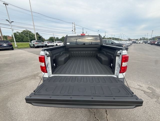 Used 2025 White Ford XLT image 9