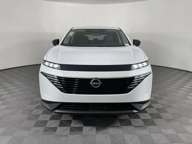 New 2025 Everest White TriCoat Nissan SV image 2