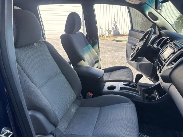 Used 2015 Blue Toyota PreRunner image 10