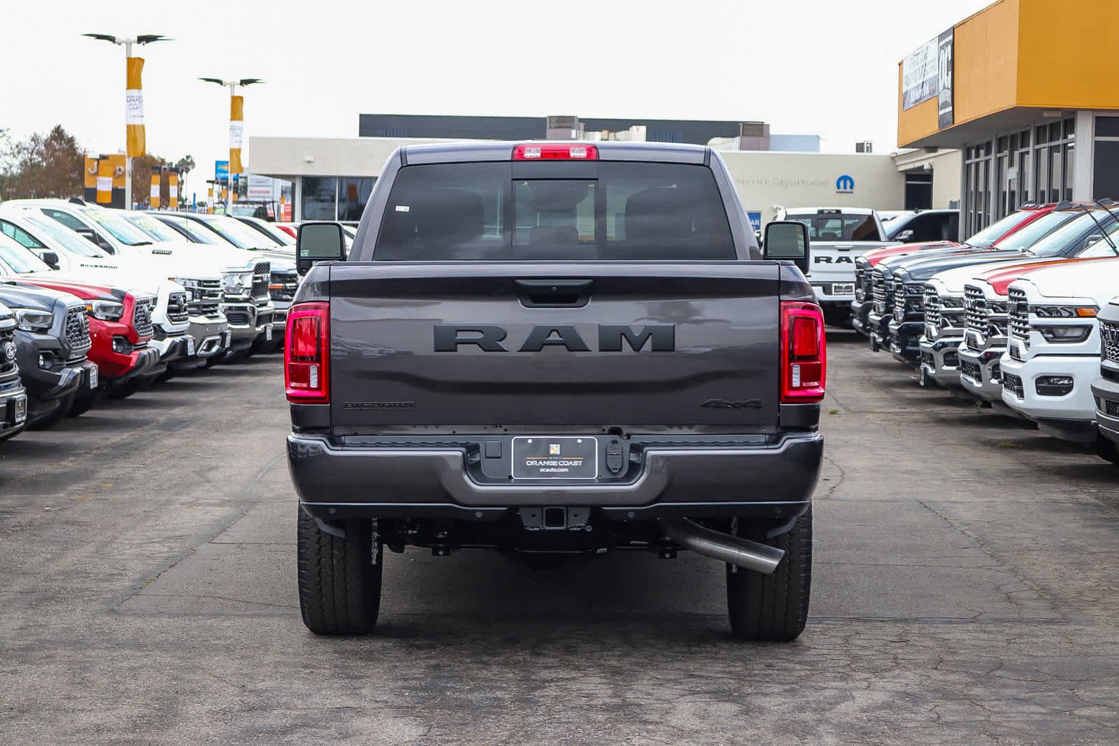 New 2027 Granite Crystal Metallic Clear-Coat Exterior Paint RAM Big Horn image 5