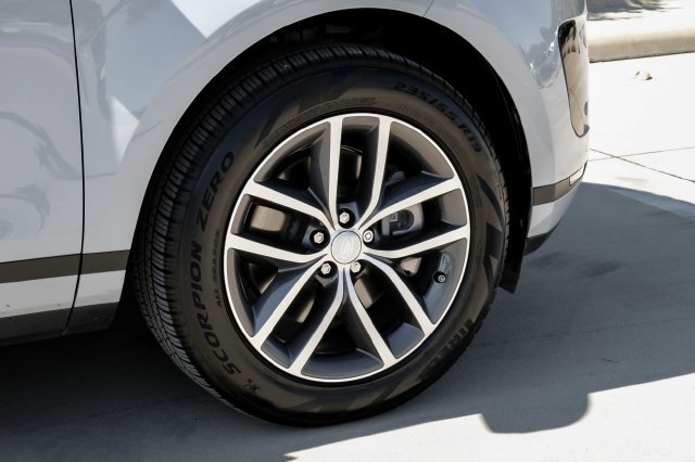 Used 2026 Gray Land Rover S image 69