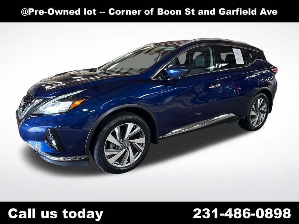 Used 2020 Blue Nissan SL image 1