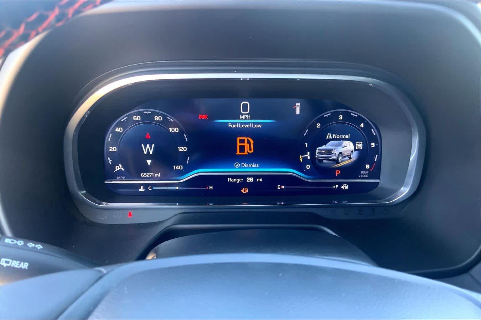 2023 Chevrolet Suburban RST - Photo 24