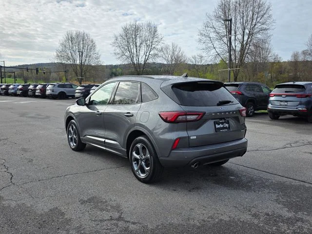 Used 2023 Gray Metallic Ford ST-Line Select image 6