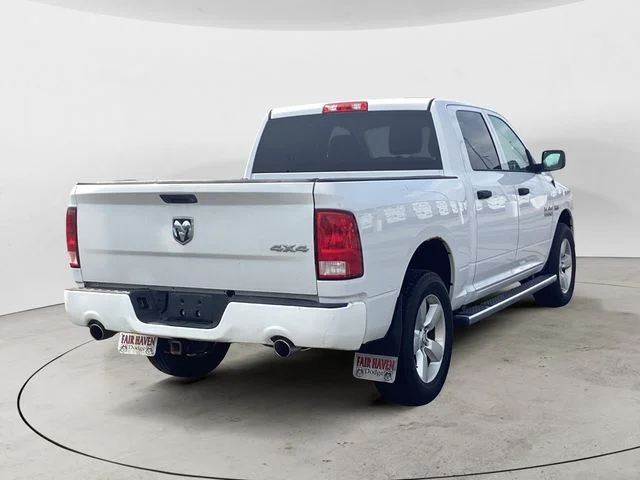 Used 2015 Bright White Clearcoat Ram Express image 6