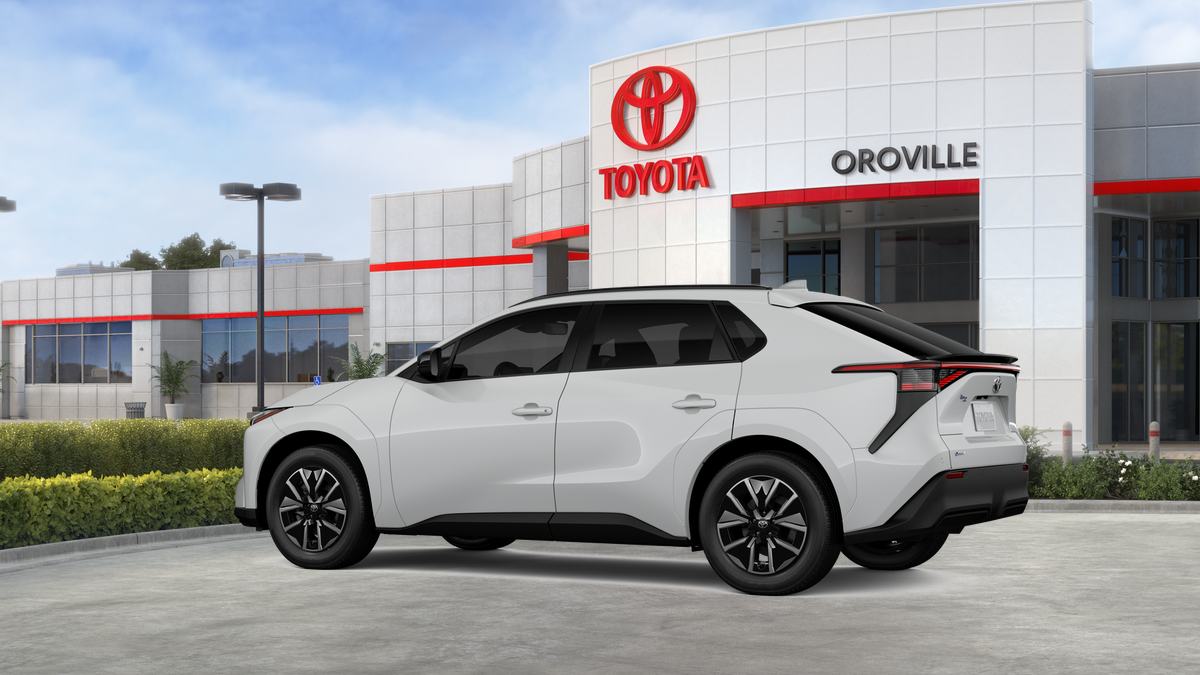 2026 Toyota bZ XLE - Photo 24