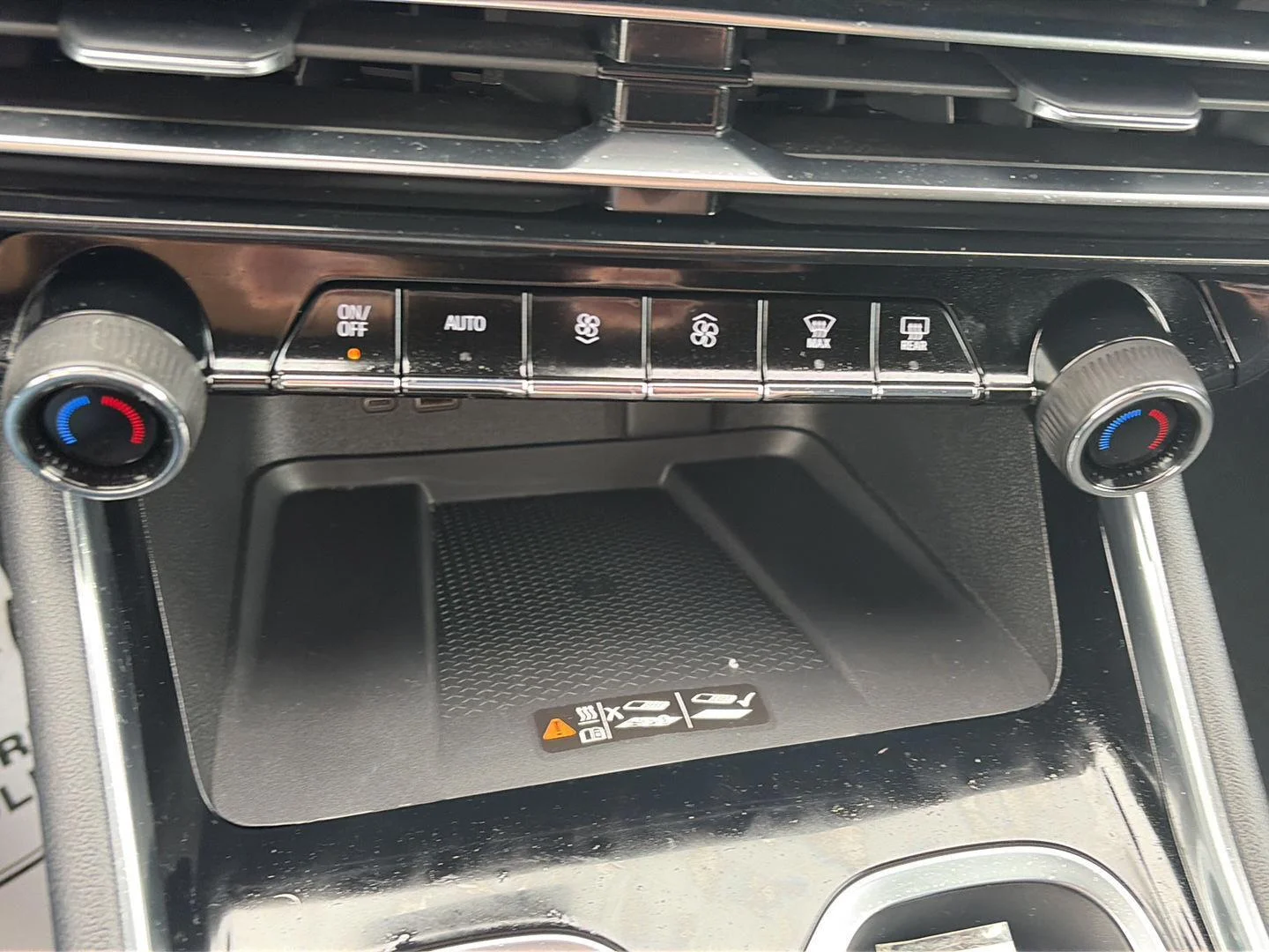 Used 2025 Mosaic Black Metallic Chevrolet LT image 24