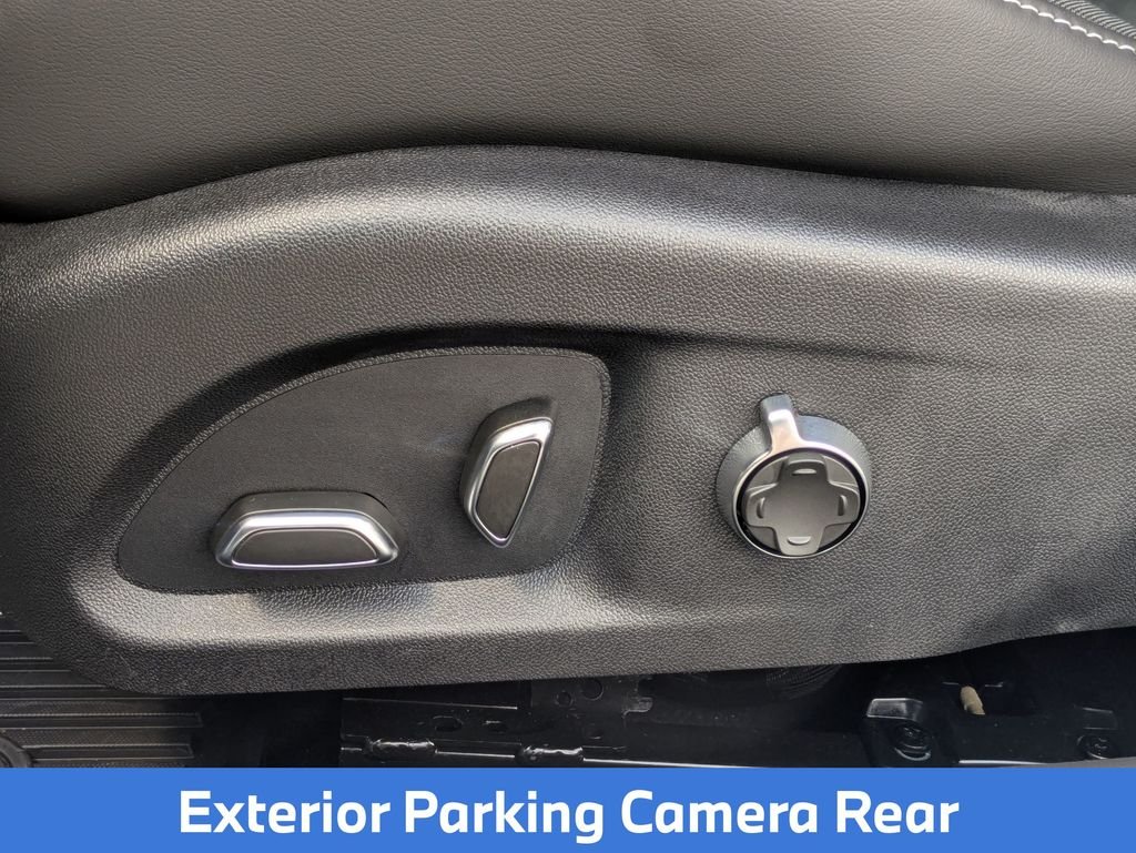 Used 2024 White Cadillac V-Series image 16