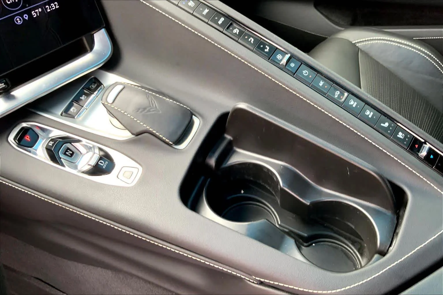 2021 Chevrolet Corvette 2LT - Photo 17