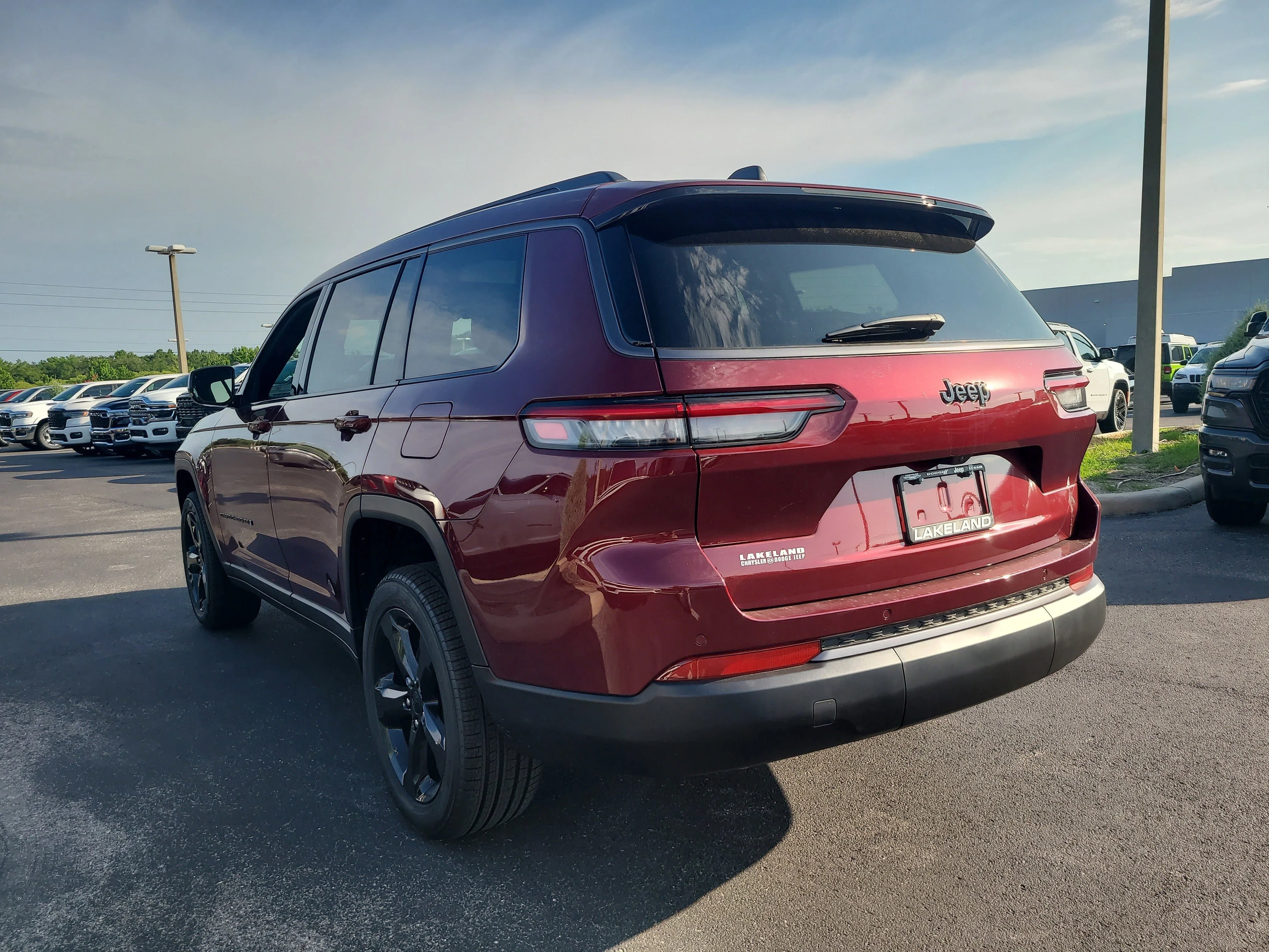 New 2026 Velvet Red Pearlcoat Jeep Limited image 8
