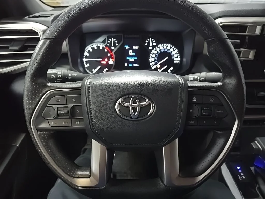 Used 2025 Gray Toyota SR5 image 18
