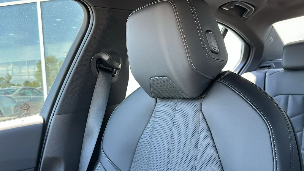 2026 BMW 5 Series 530i - Photo 20