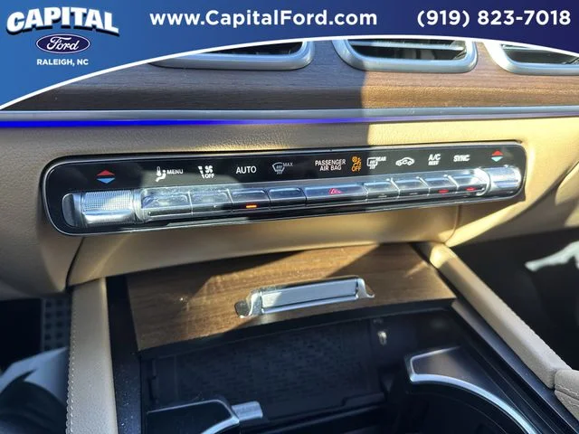 Used 2024  Mercedes-Benz GLS 450 image 29