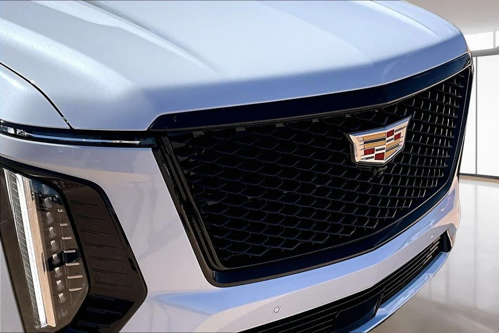 Used 2026 White Cadillac Platinum Sport image 31