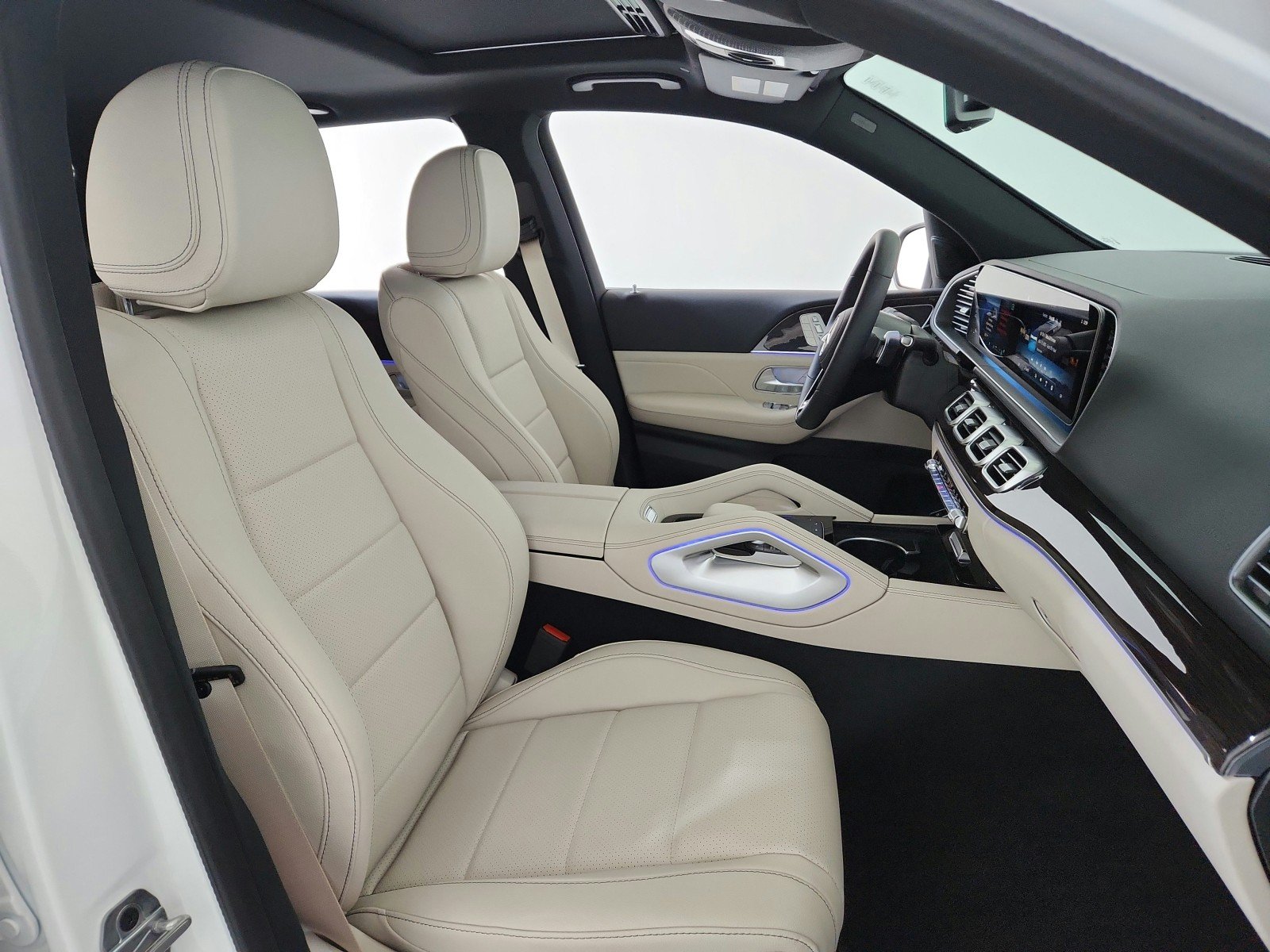 Certified Used 2026 Polar White Mercedes-Benz GLE 350 image 11