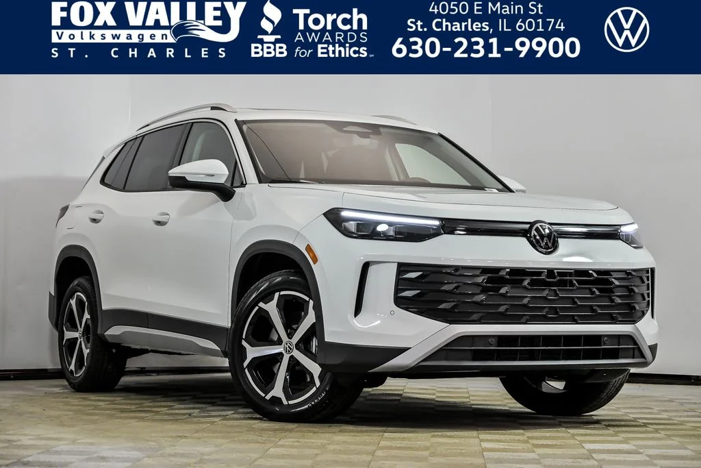 New 2026 White/off-white Volkswagen 2.0T SE image 1