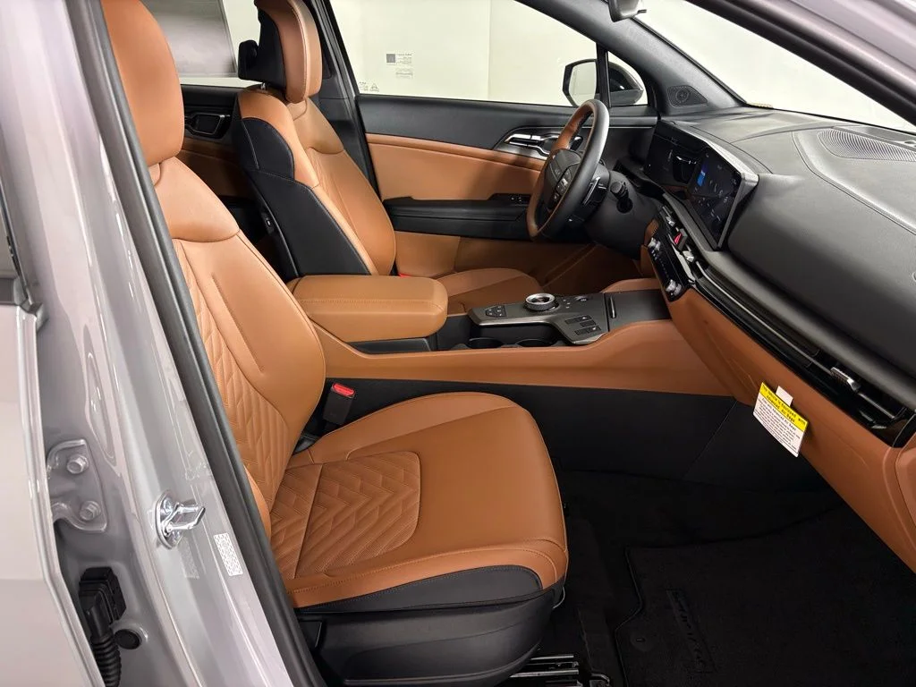 New 2026 Wolf Gray Kia X-Line image 45