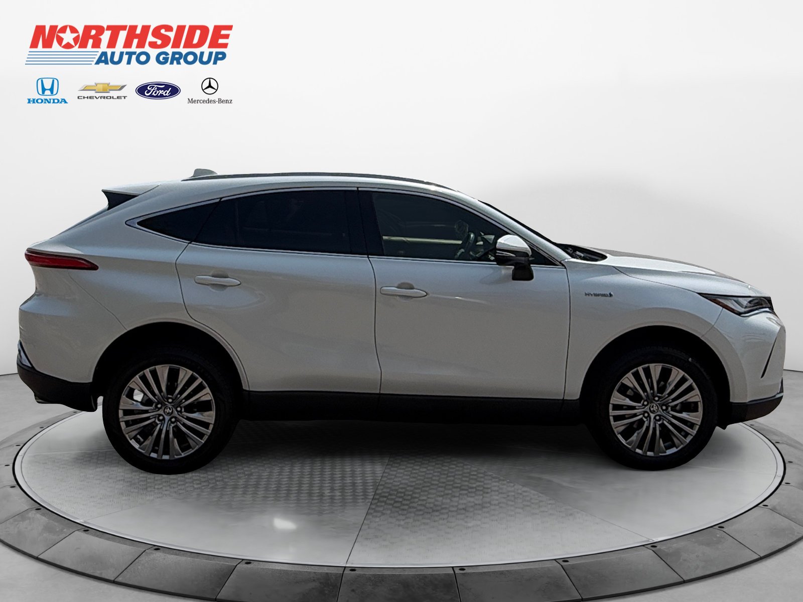 Used 2021 Blizzard Pearl Toyota Limited image 8