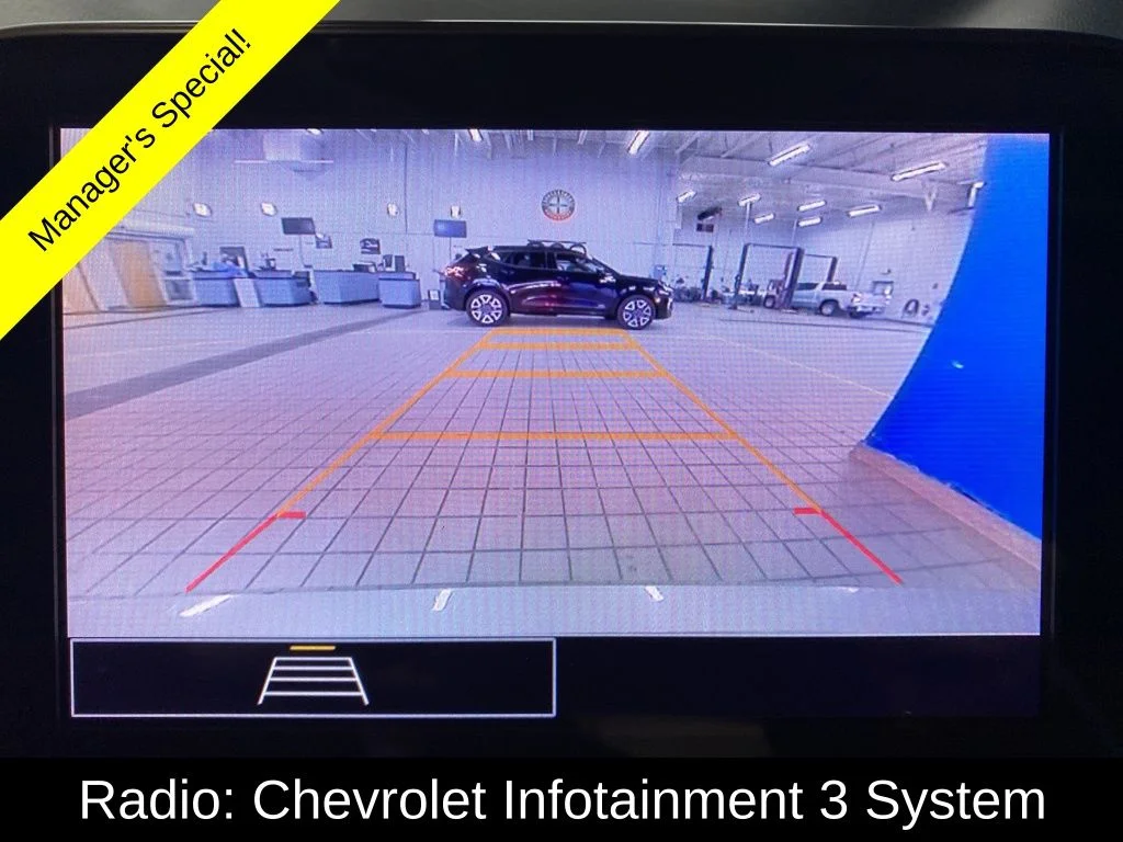 Used 2023 Gray Chevrolet LT image 3