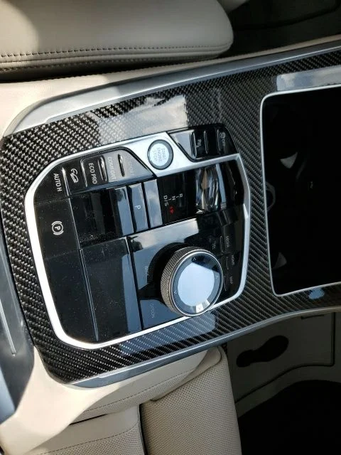 Used 2025 Black BMW M60i image 17