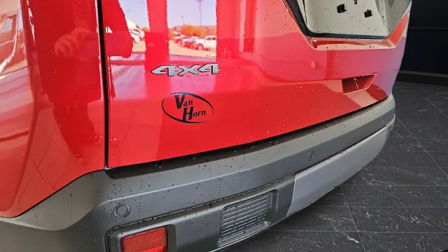 New 2026 Red Hot Pearl-Coat Exterior Paint Jeep Overland image 44