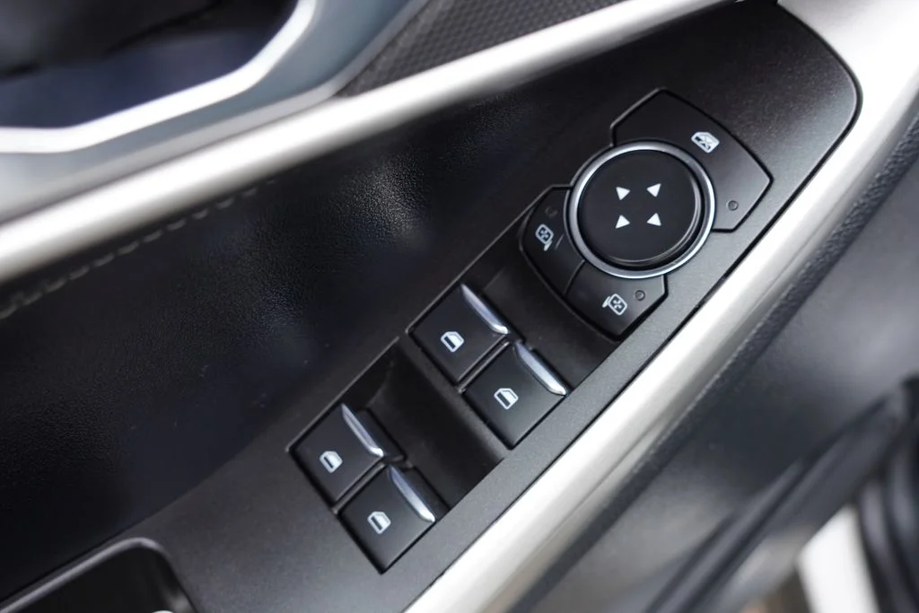 Used 2020 White Ford XLT image 24