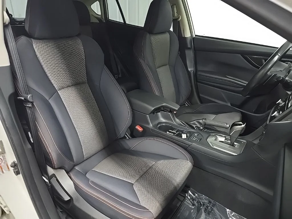 Used 2018 Crystal White Pearl Subaru 2.0i Premium image 14
