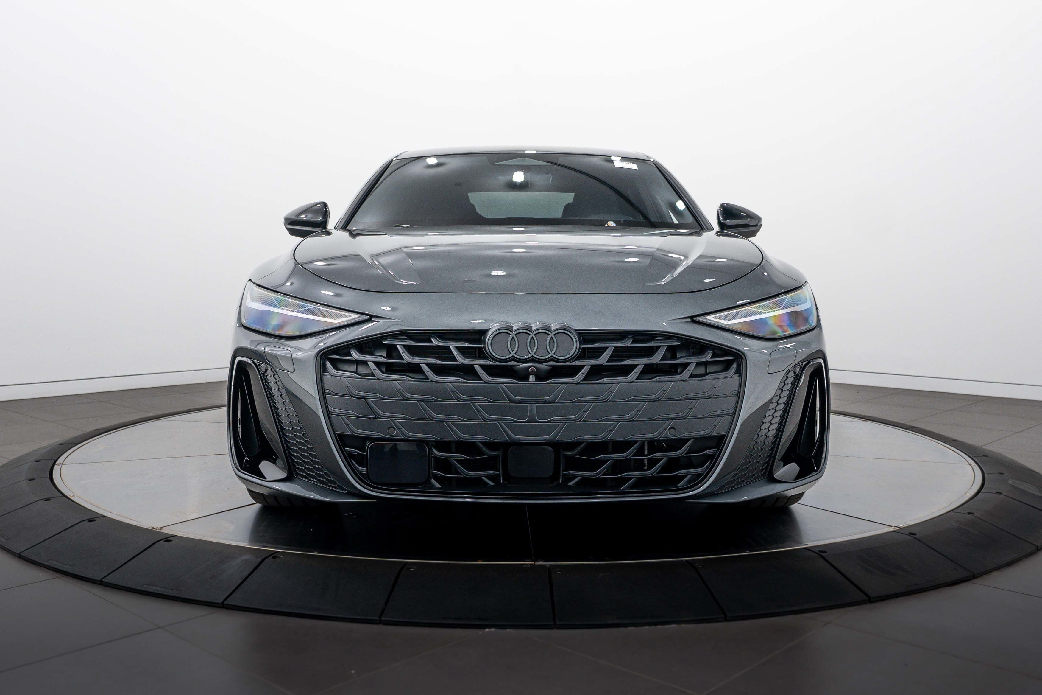 Used 2026 Daytona Gray Pearl Effect Audi Prestige image 25