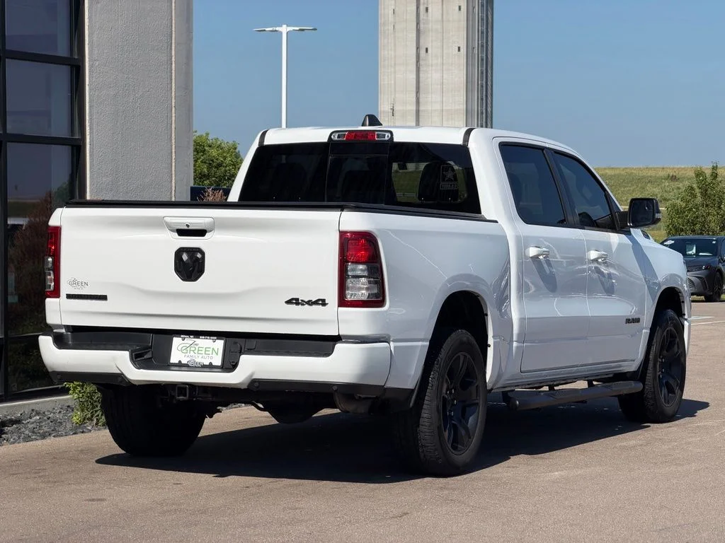 Used 2021 White Ram Big Horn/Lone Star image 5