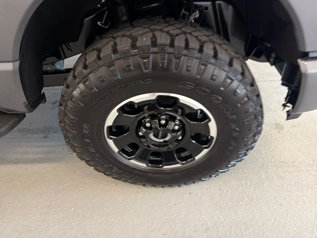 New 2027 Carbonized Gray Metallic Ford F-350® Platinum® image 5