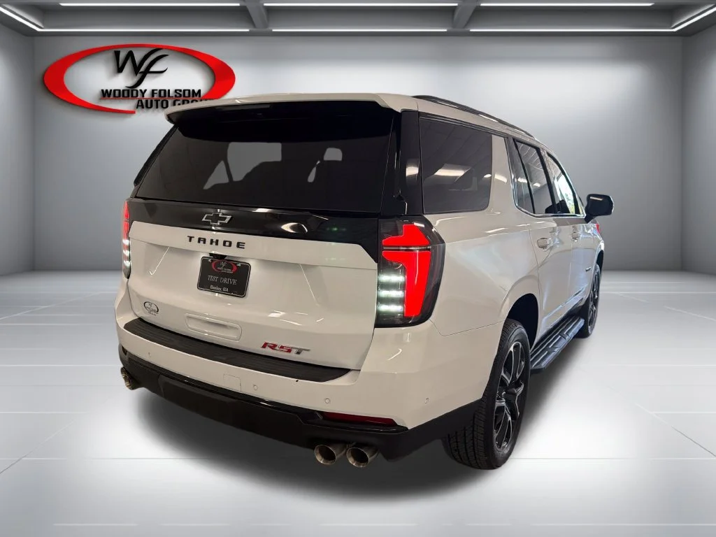 New 2026 Summit White Chevrolet RST image 6