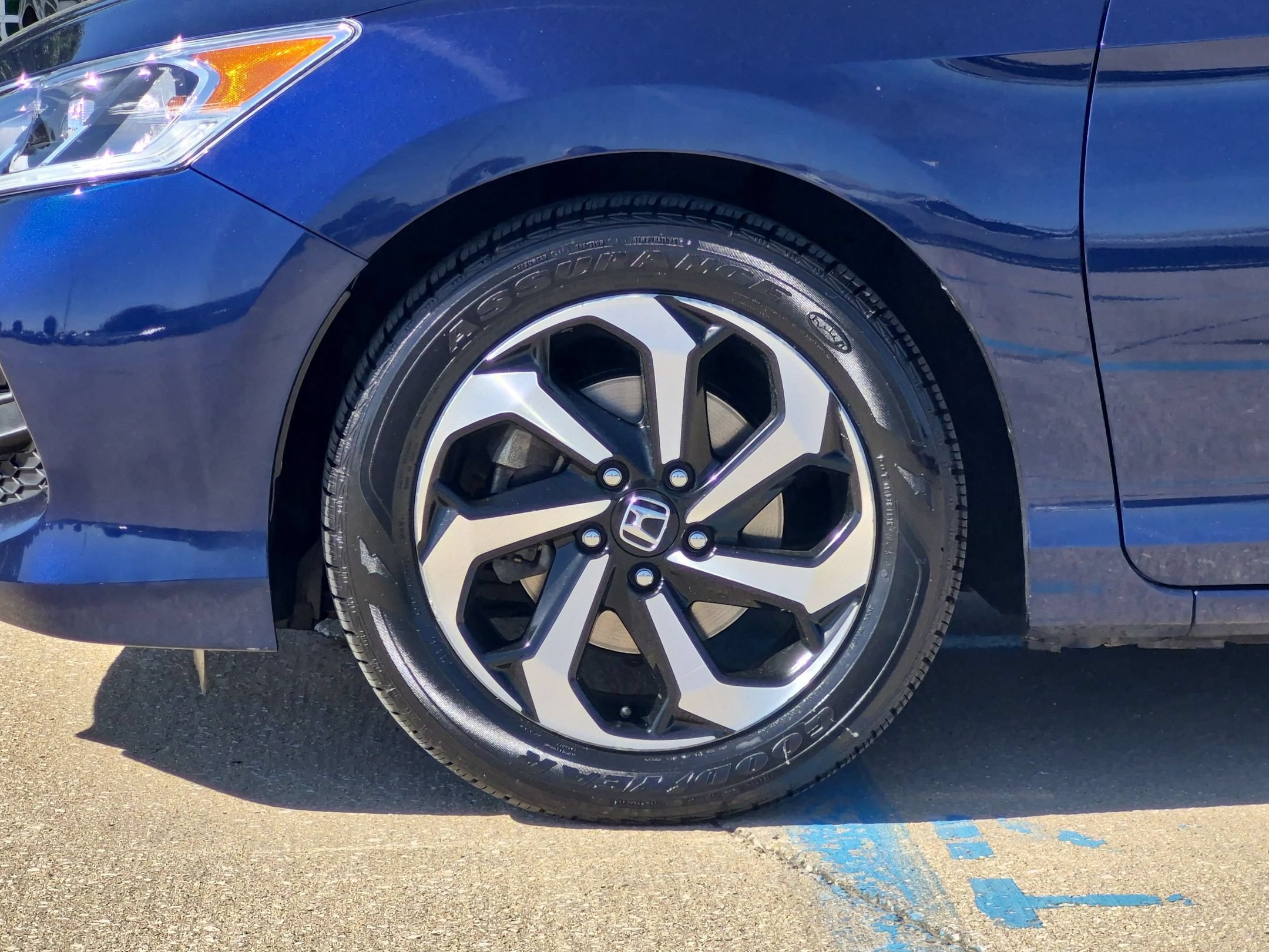 Certified Used 2016 Obsidian Blue Pearl Honda EX-L Sedan image 32